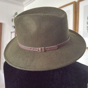Gelso Bianco Wool Hat